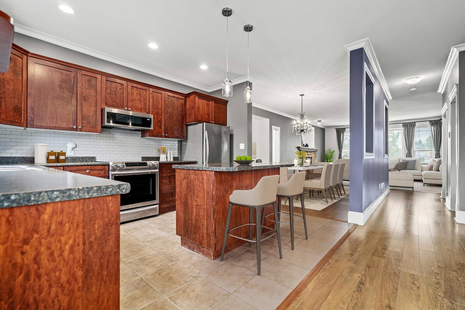 Listing Image 11