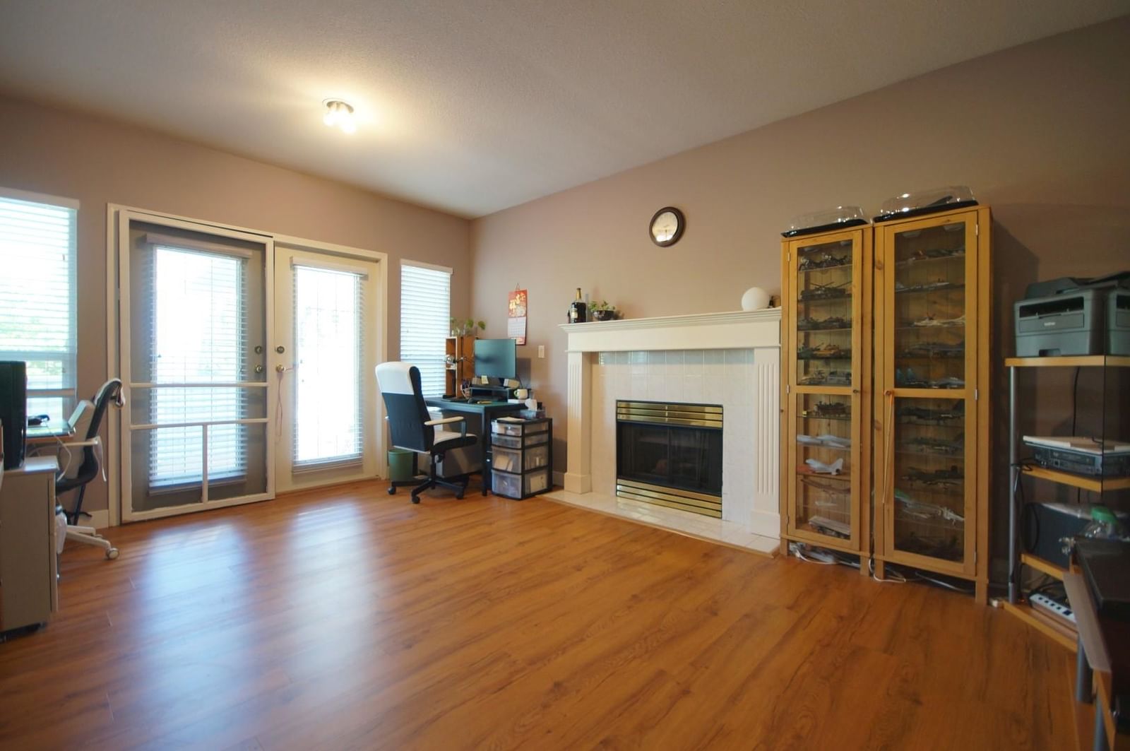 Listing Image 17