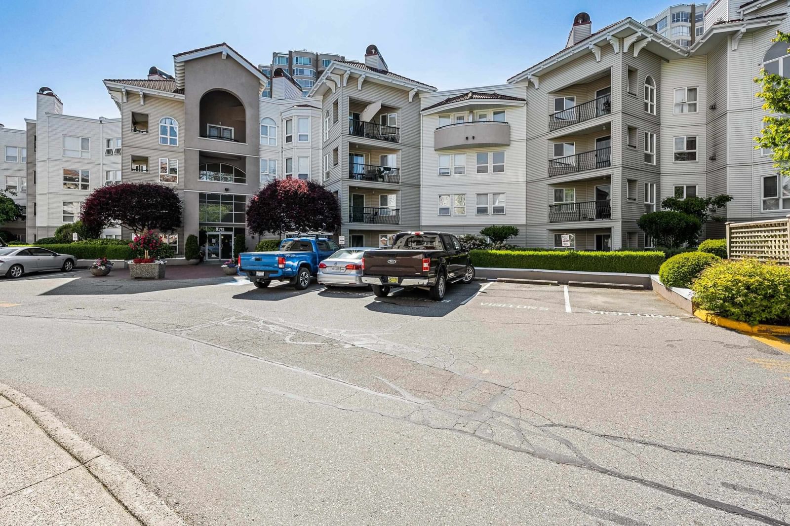 Listing Image 32