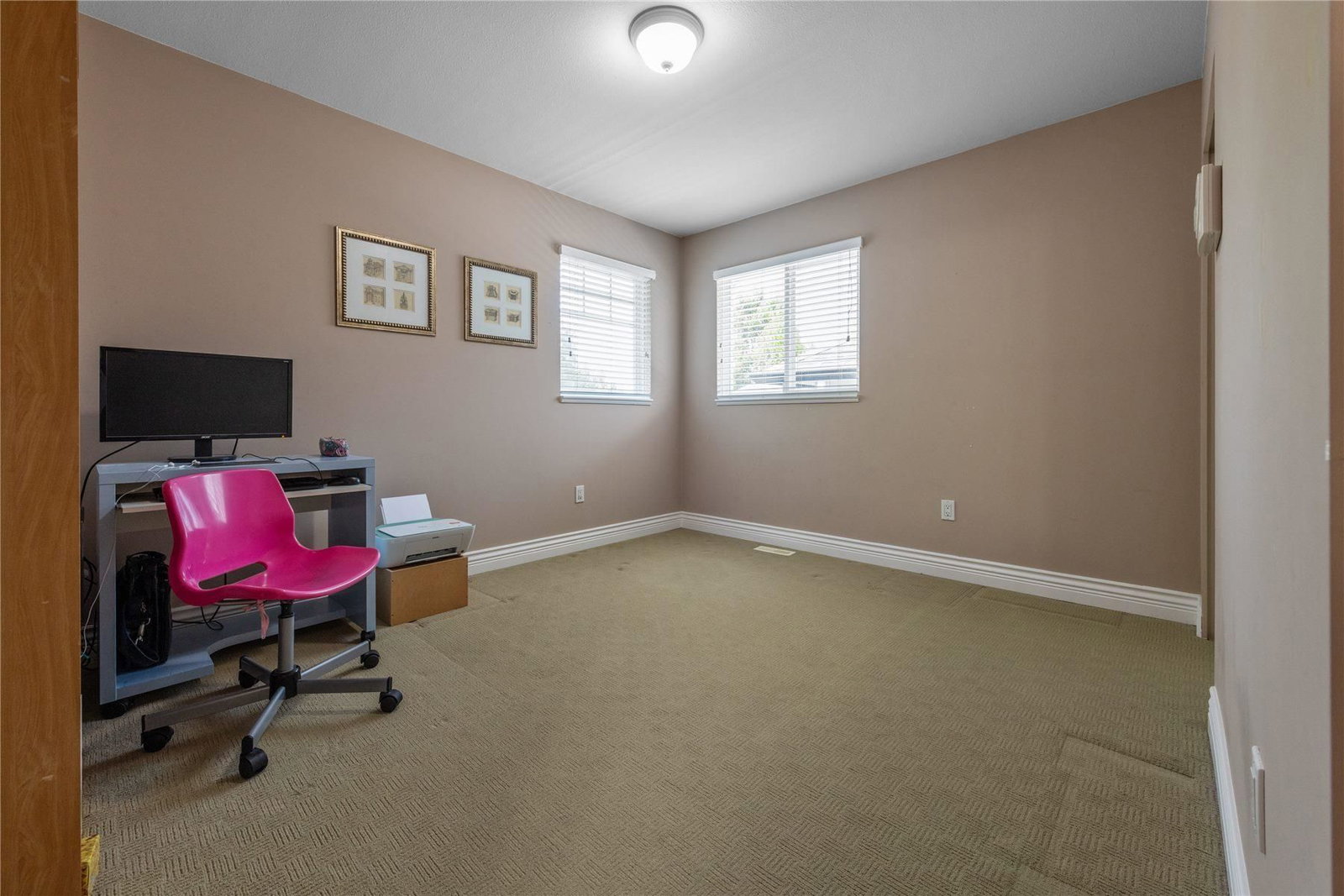 Listing Image 17