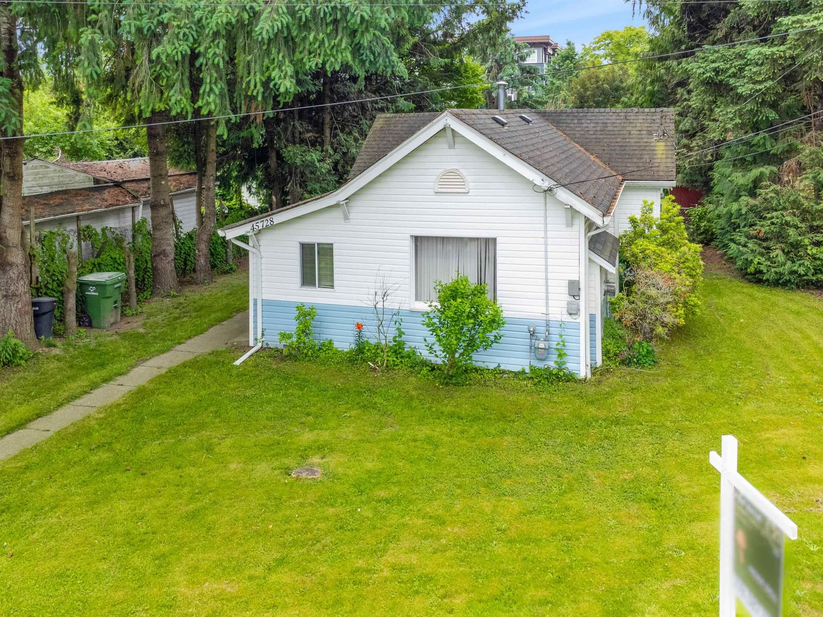 Listing Image 18