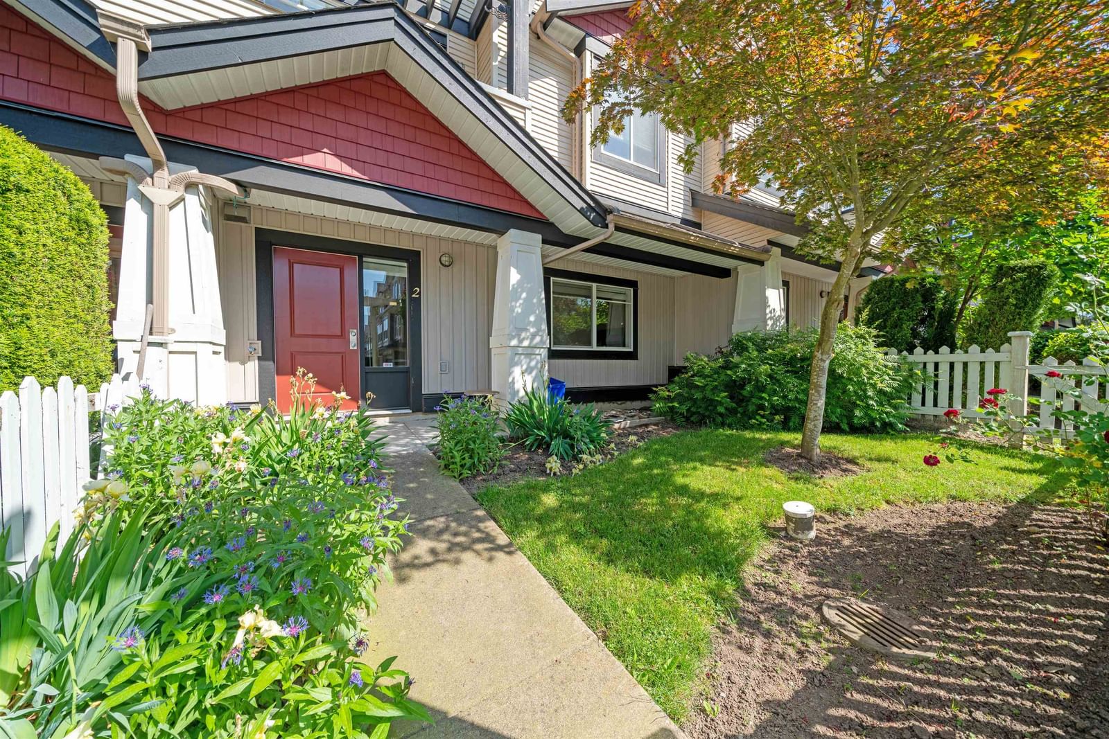 Listing Image 5