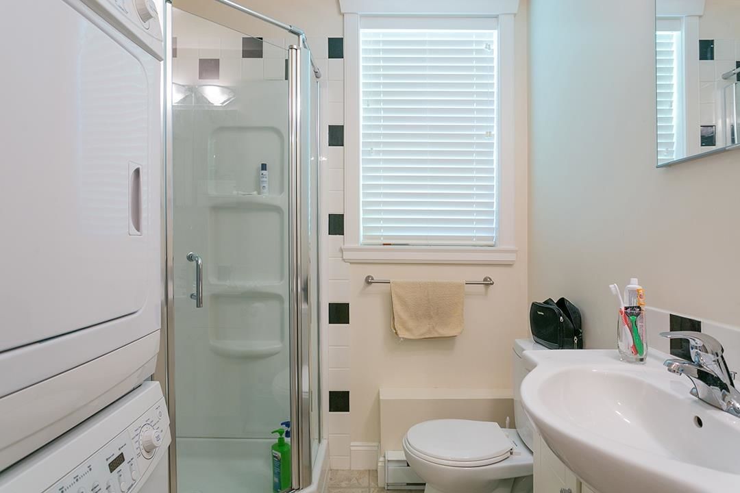 Listing Image 12