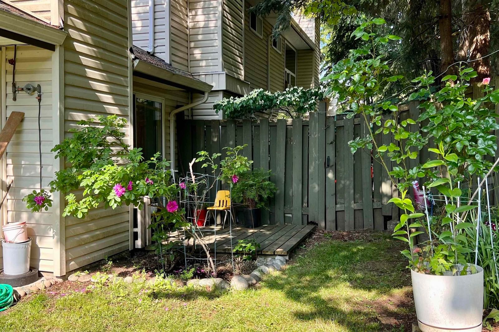 Listing Image 25