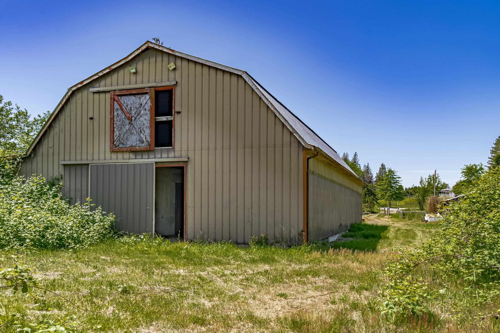 Listing Image 24