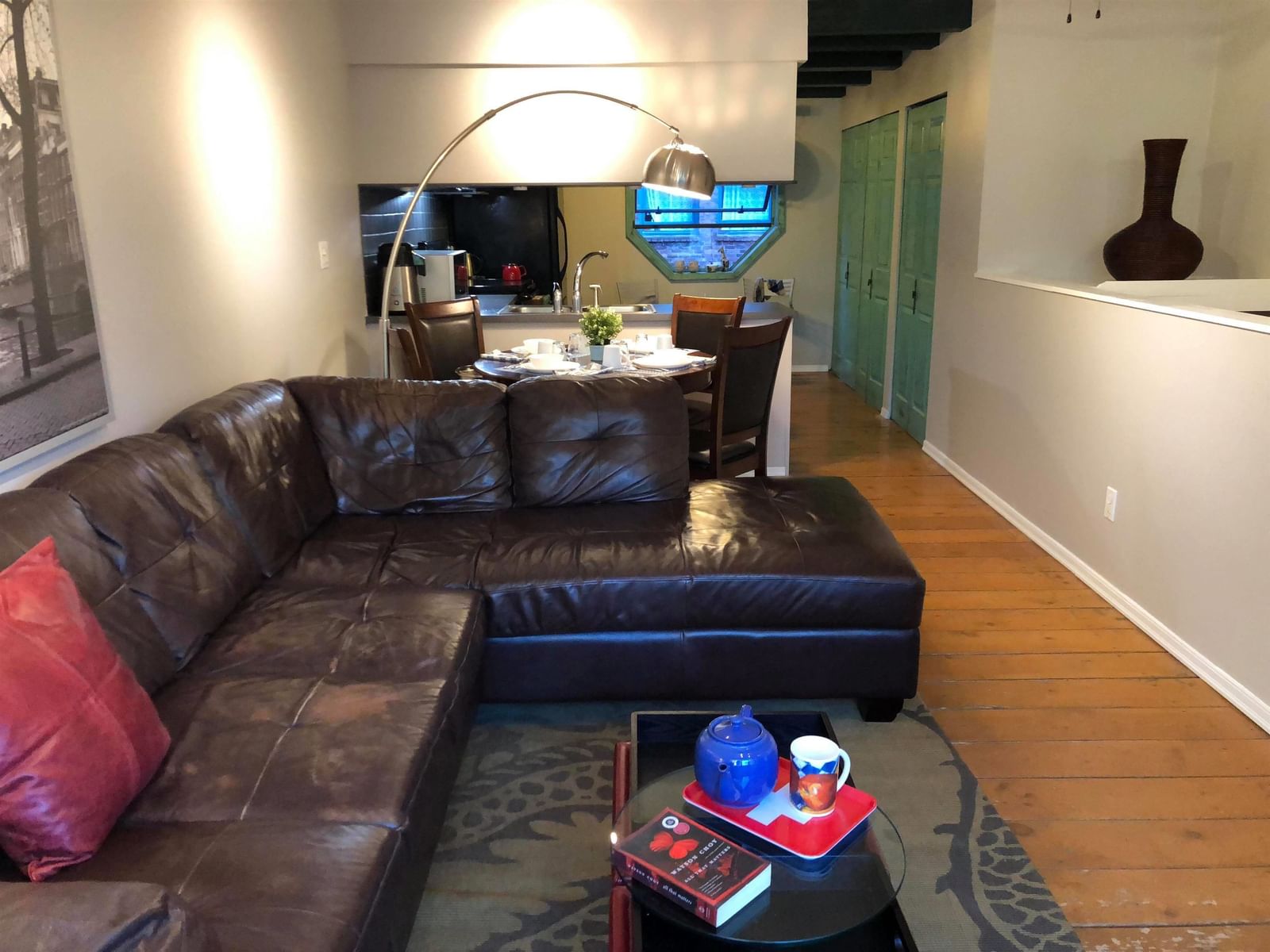 Listing Image 10