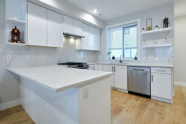 31 - 16511 Watson Drive