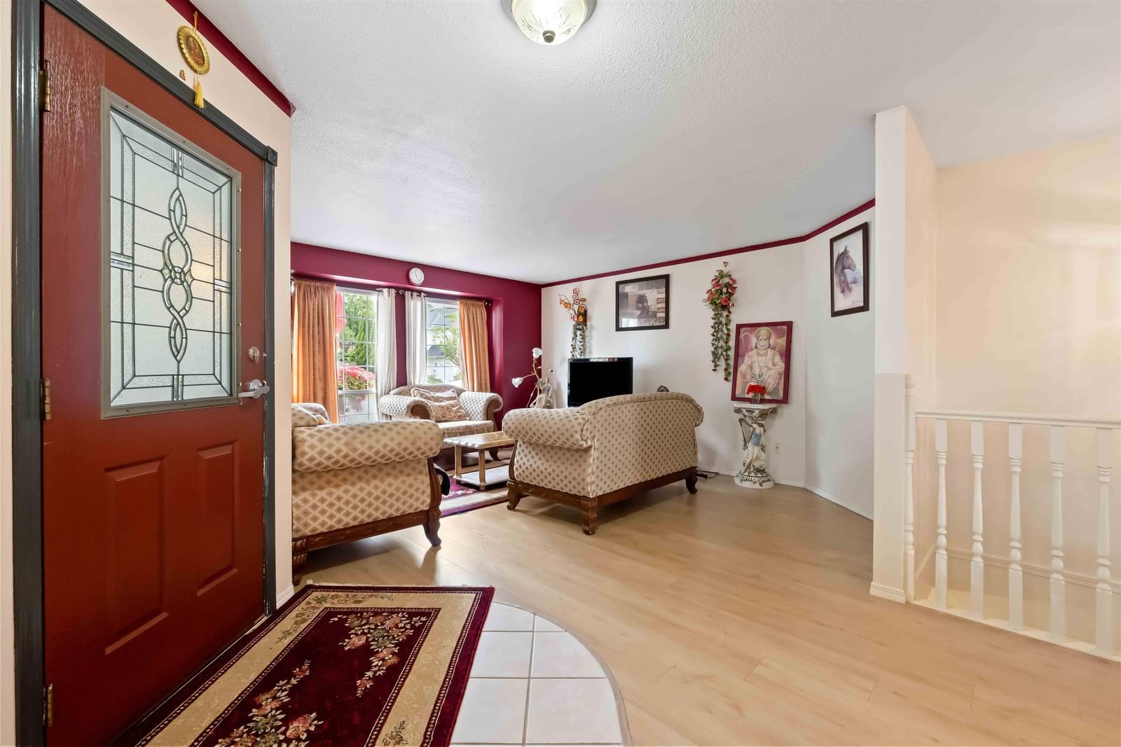 Listing Image 5