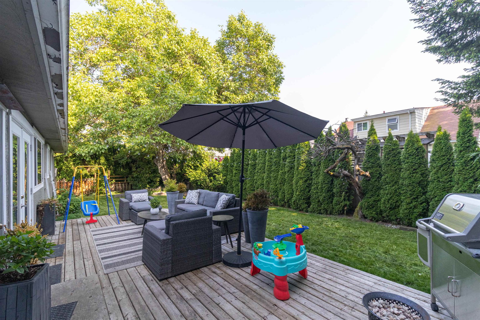 Listing Image 11