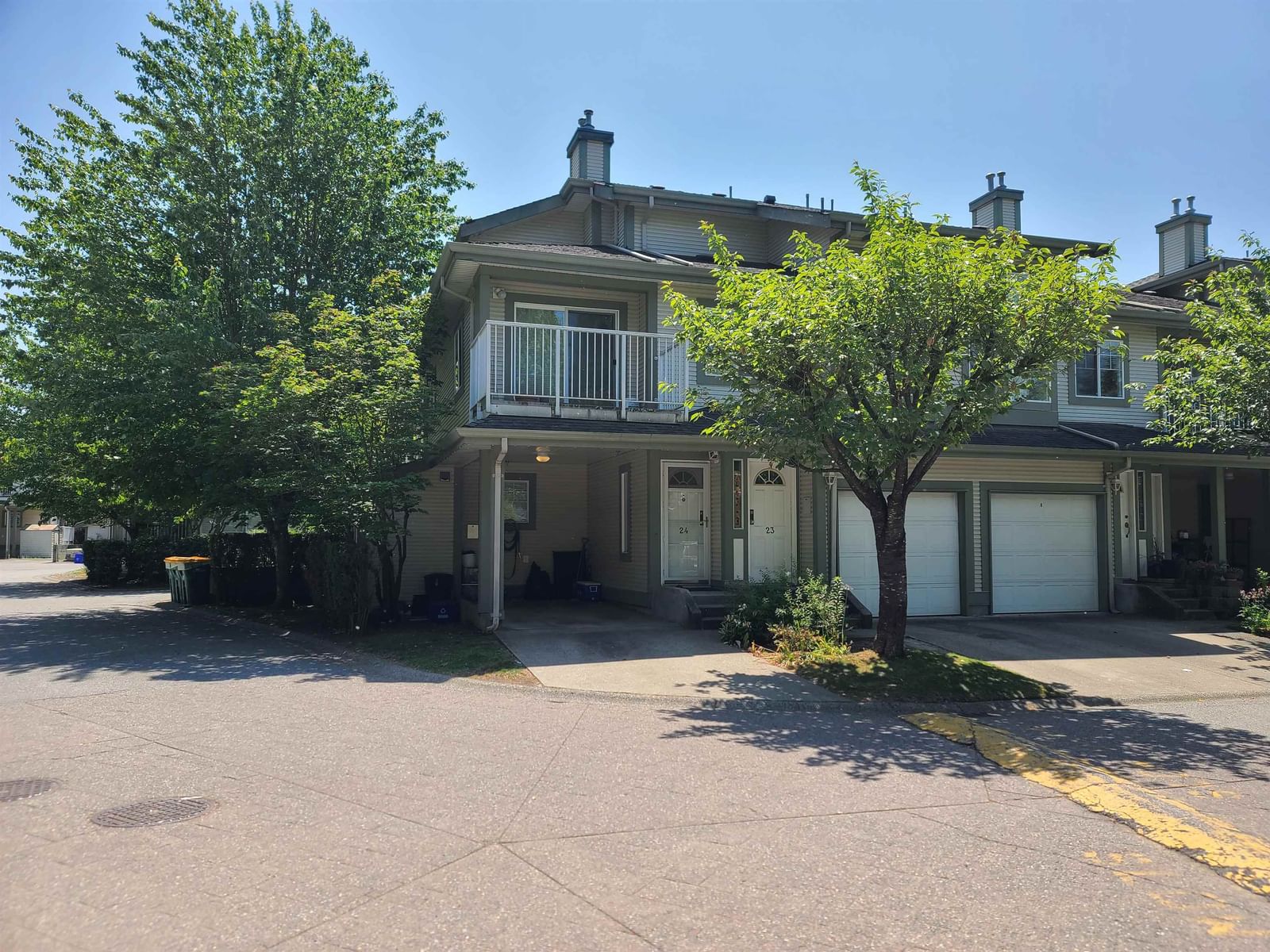 Listing Image 3