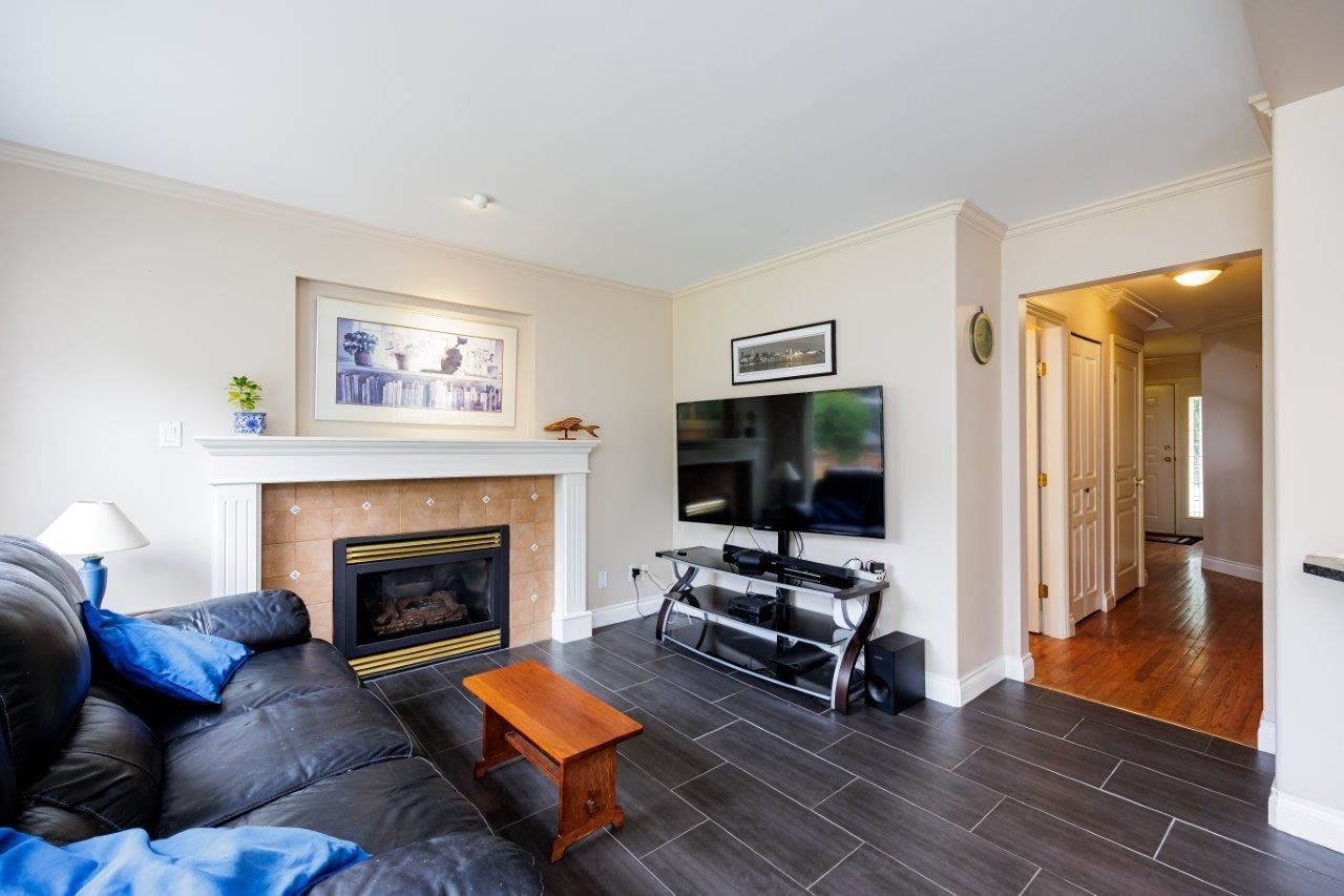 Listing Image 17