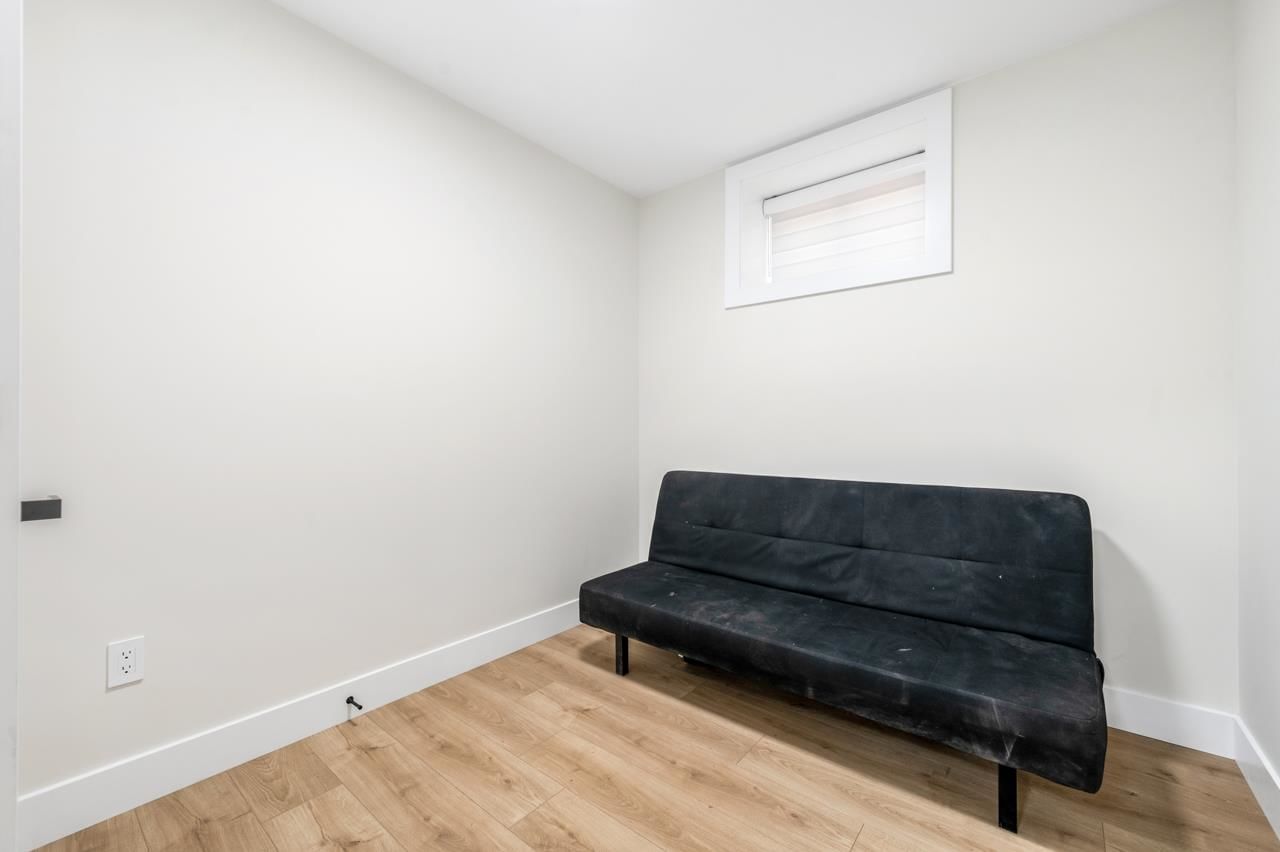 Listing Image 30