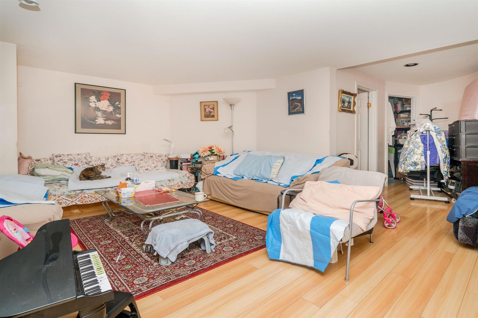 Listing Image 18