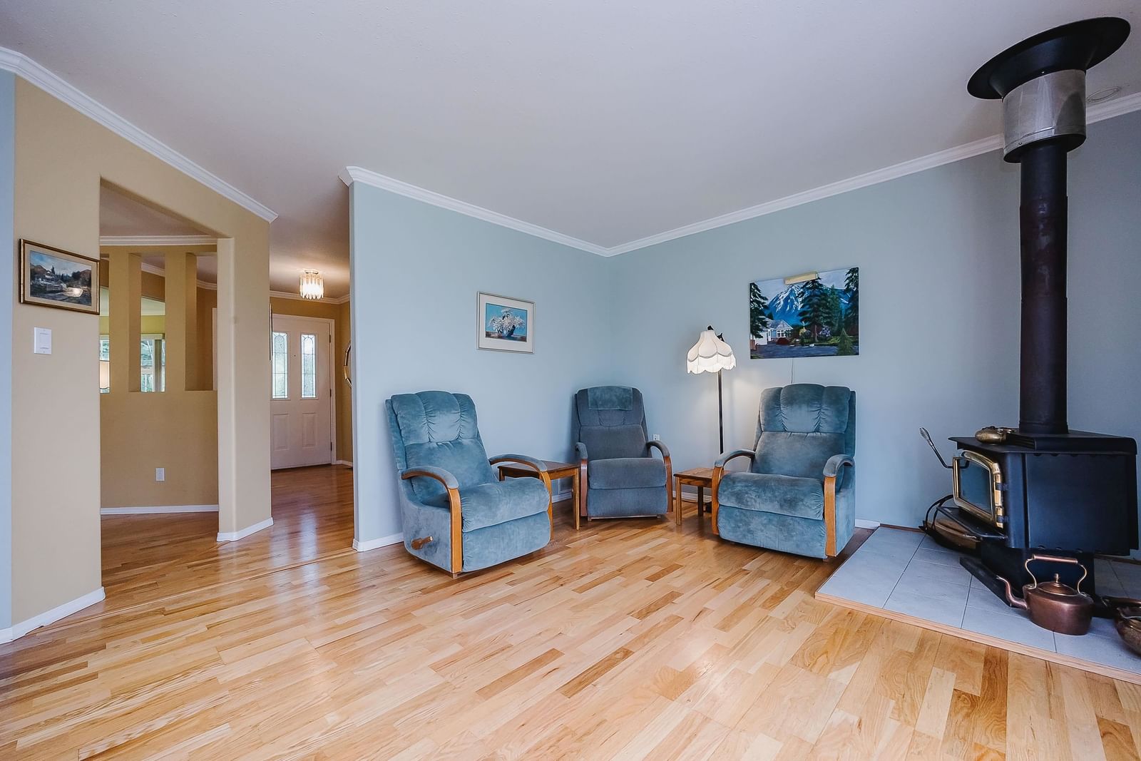 Listing Image 10