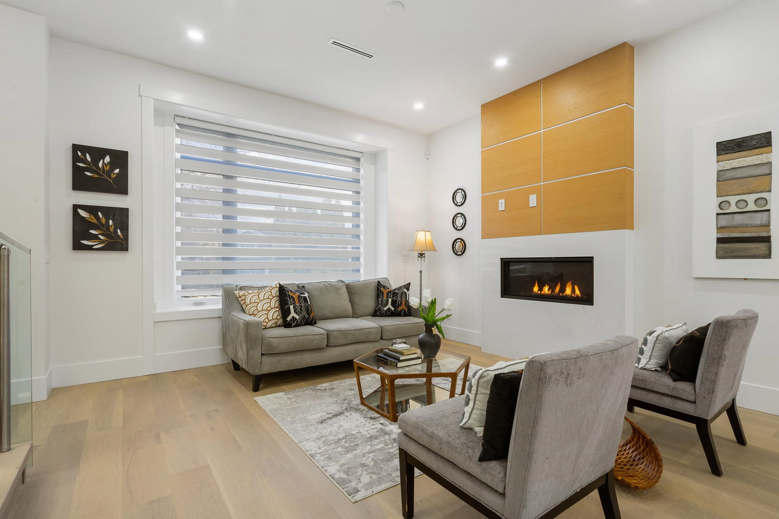 Listing Image 9