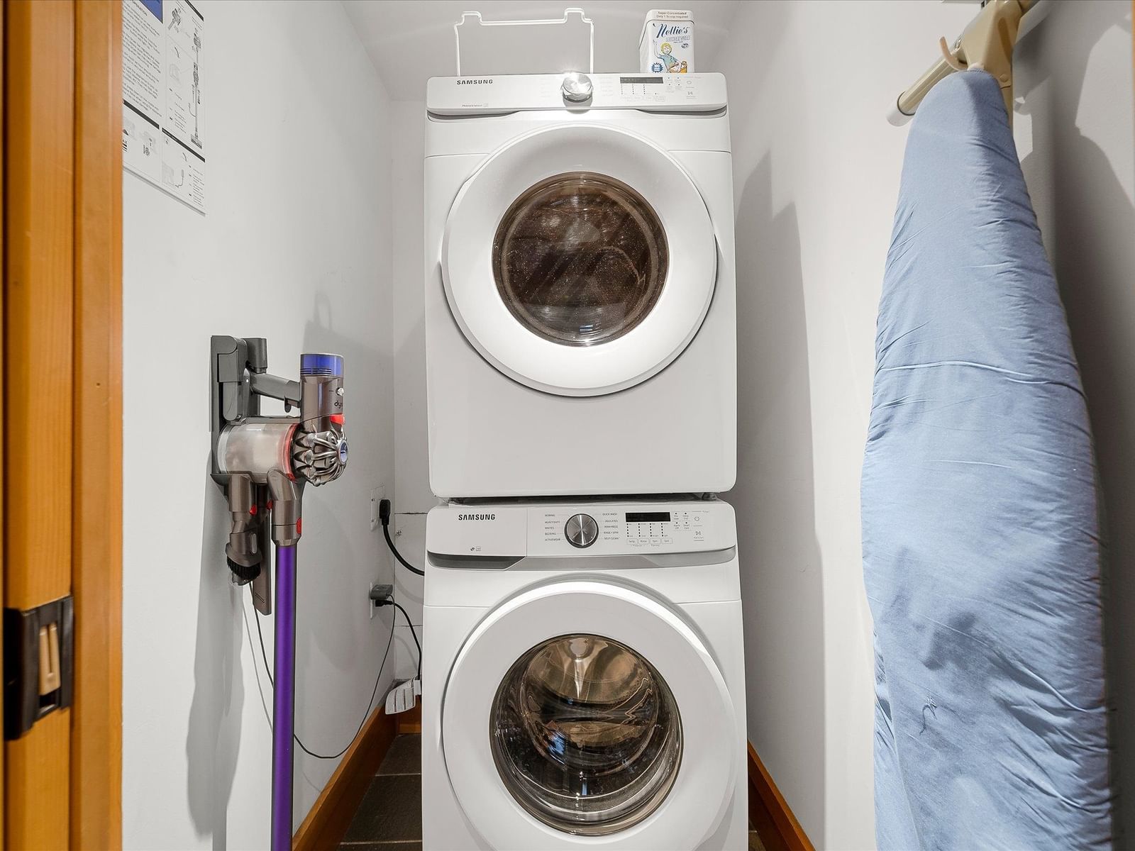 Listing Image 21