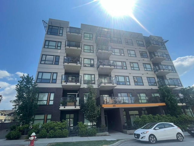 304 - 610 Brantford Street