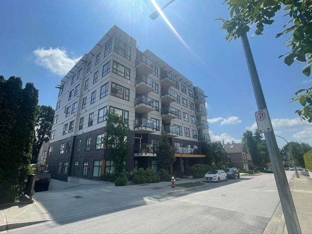 304 - 610 Brantford Street