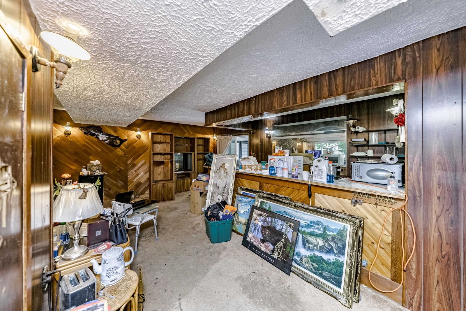 Listing Image 24
