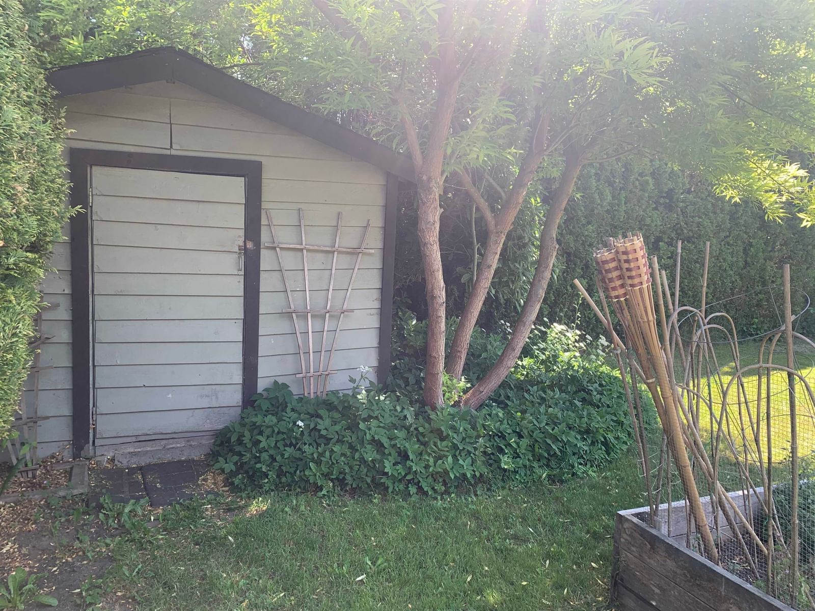 Listing Image 28