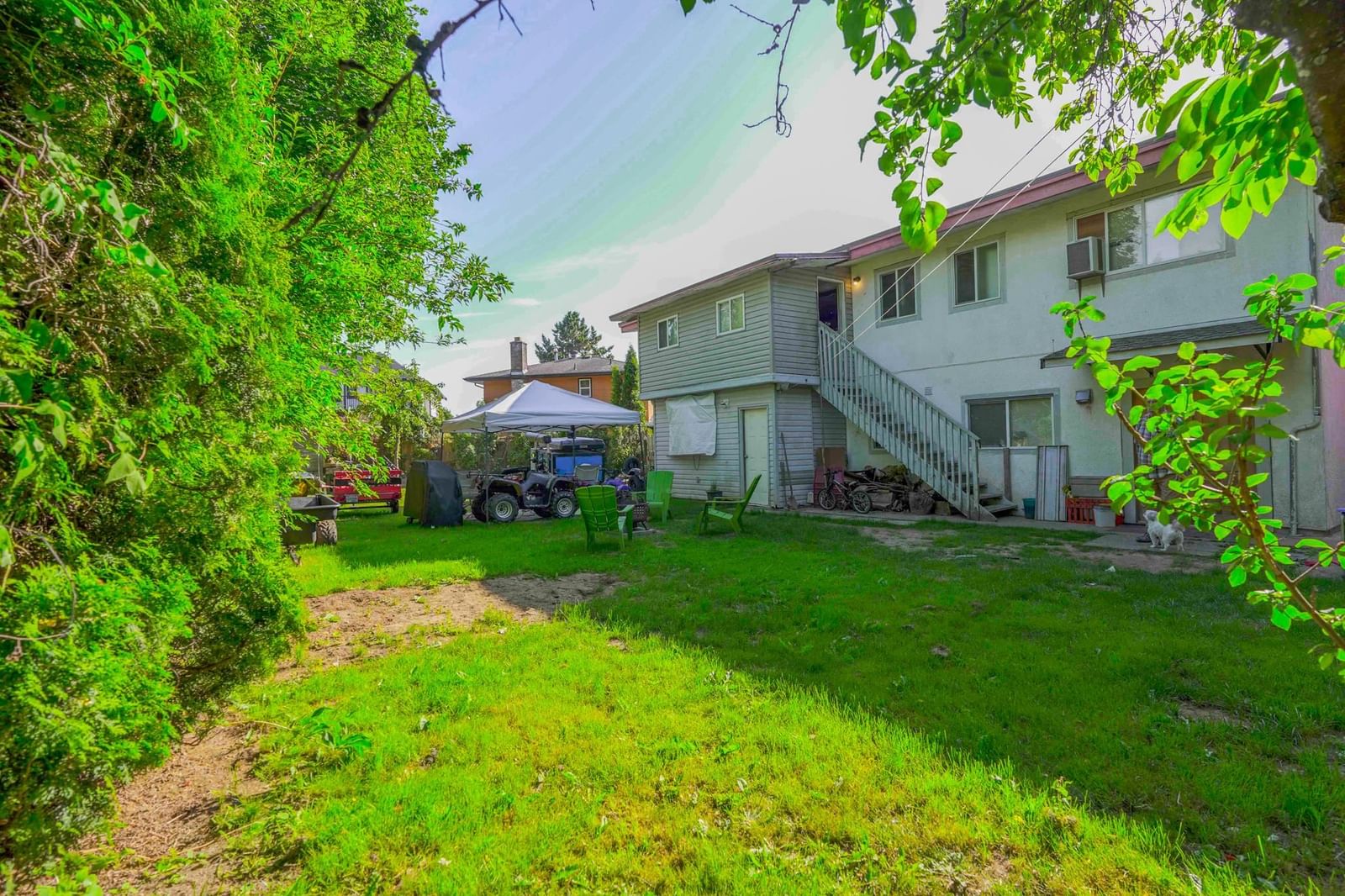 Listing Image 12