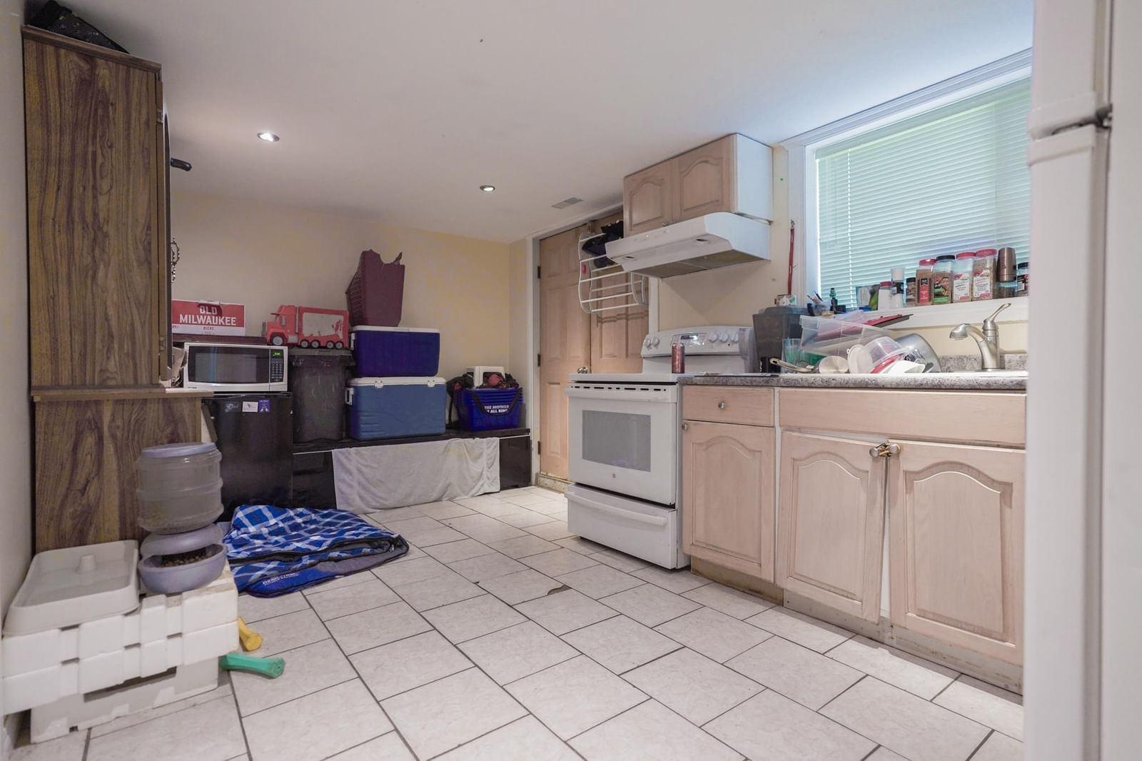 Listing Image 25