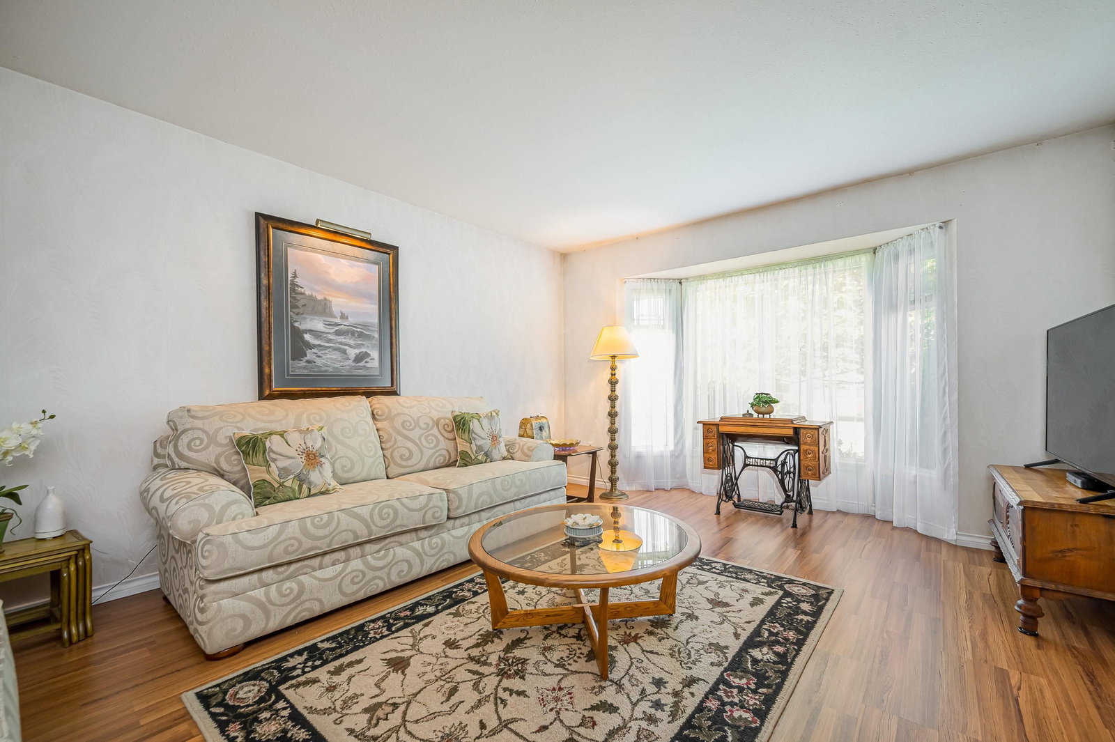 Listing Image 14