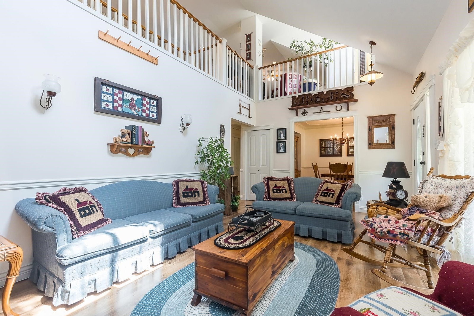 Listing Image 6