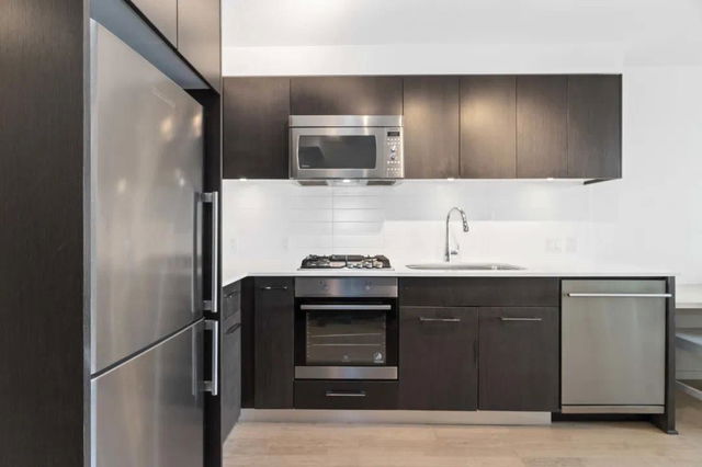 1105 - 7733 Firbridge Way