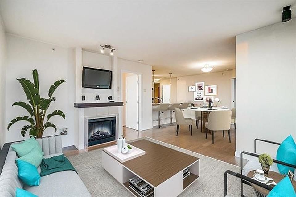 Listing Image 19