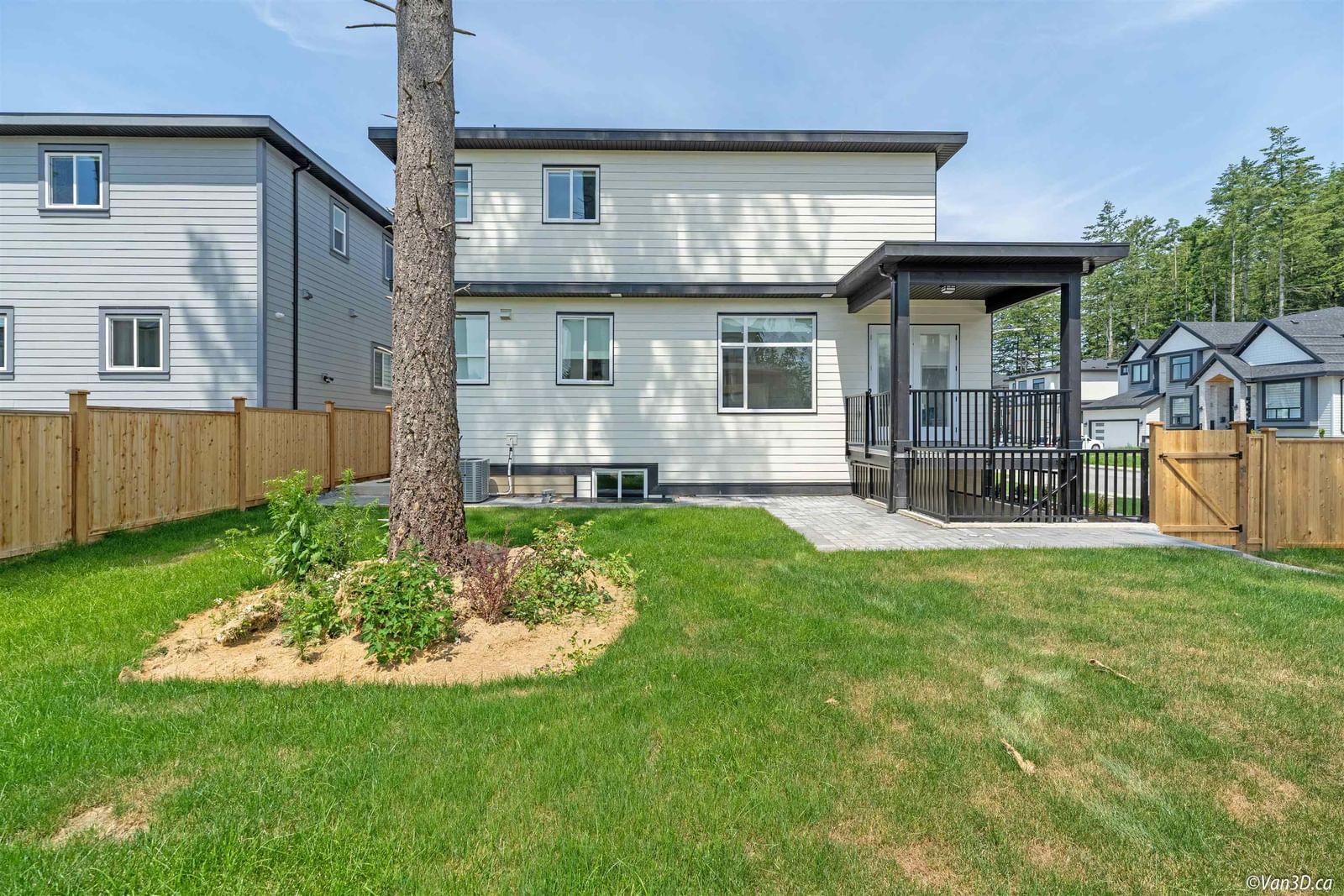 Listing Image 5