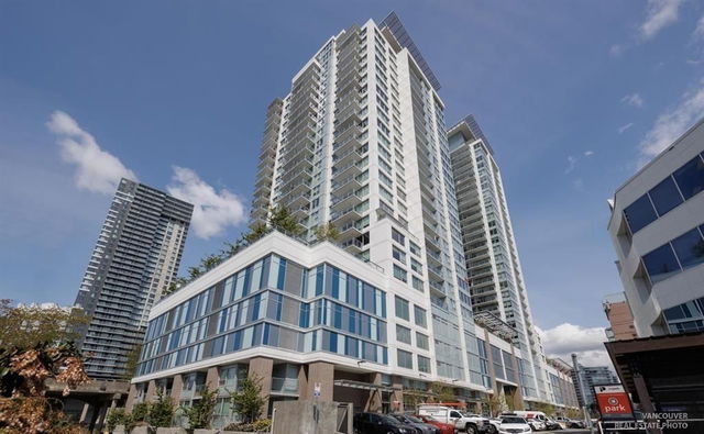 2511 - 988 Quayside Drive