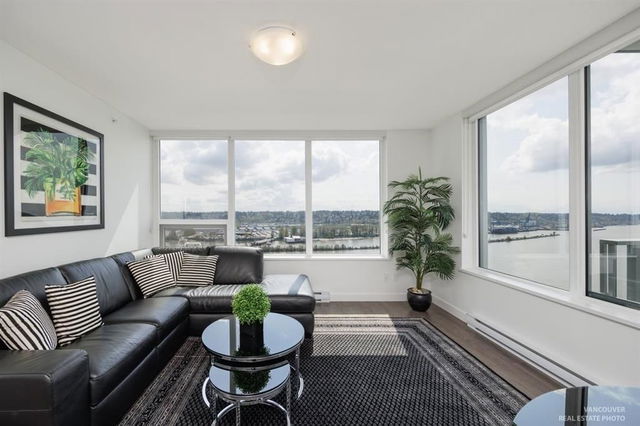 2511 - 988 Quayside Drive
