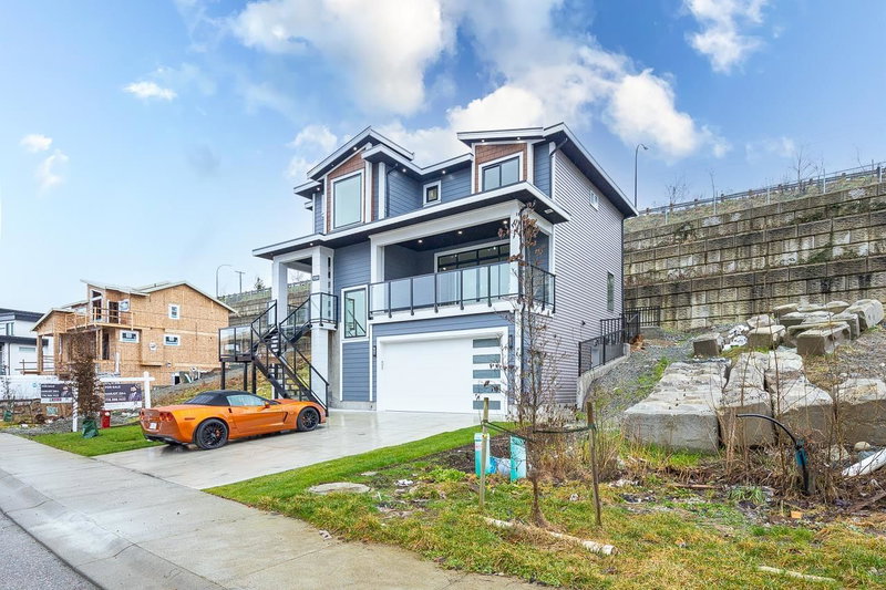 10500 Mcveety Street, Maple Ridge, V2W 0K3 | Image 2