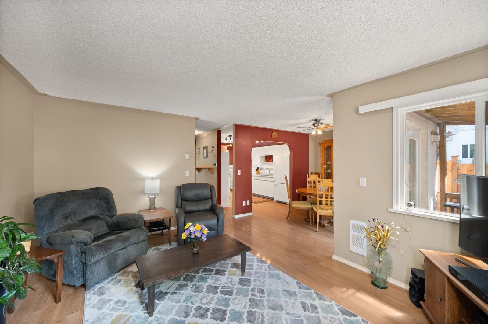 Listing Image 17
