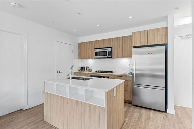 311 - 1061 Marine Drive