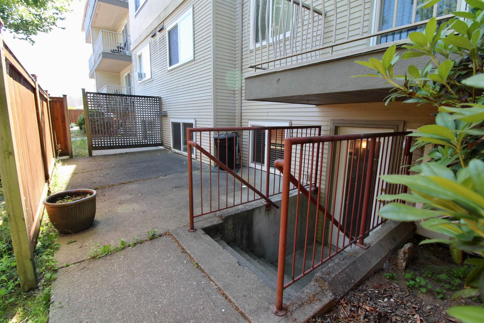 Listing Image 20
