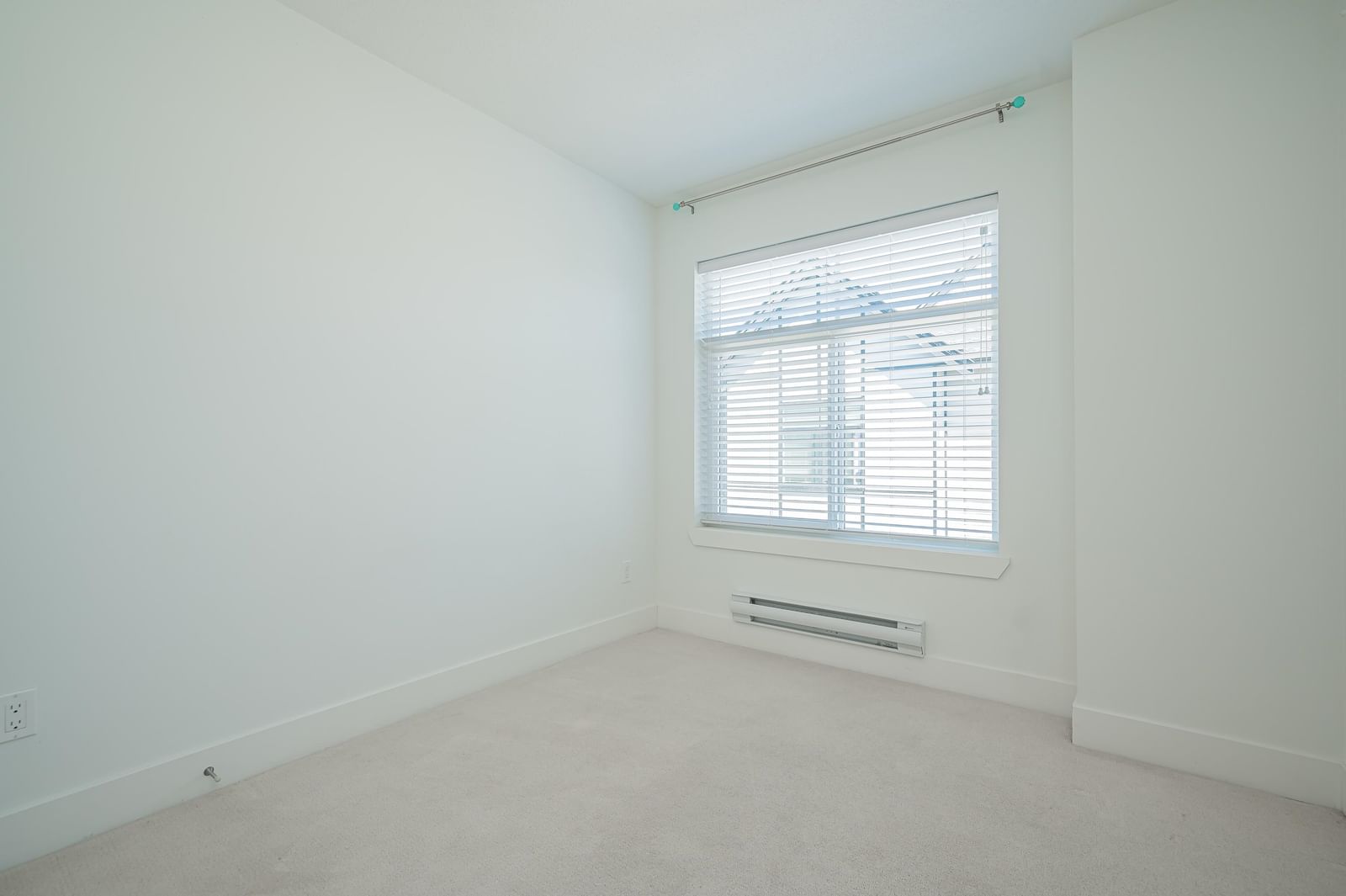 Listing Image 30