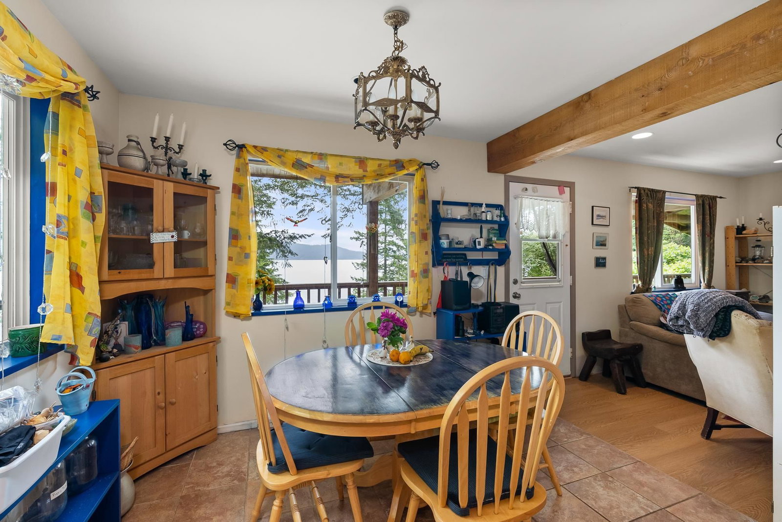 Listing Image 12