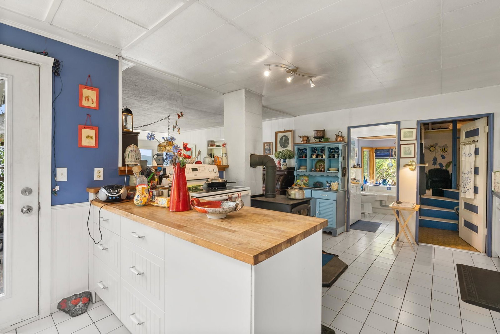 Listing Image 14