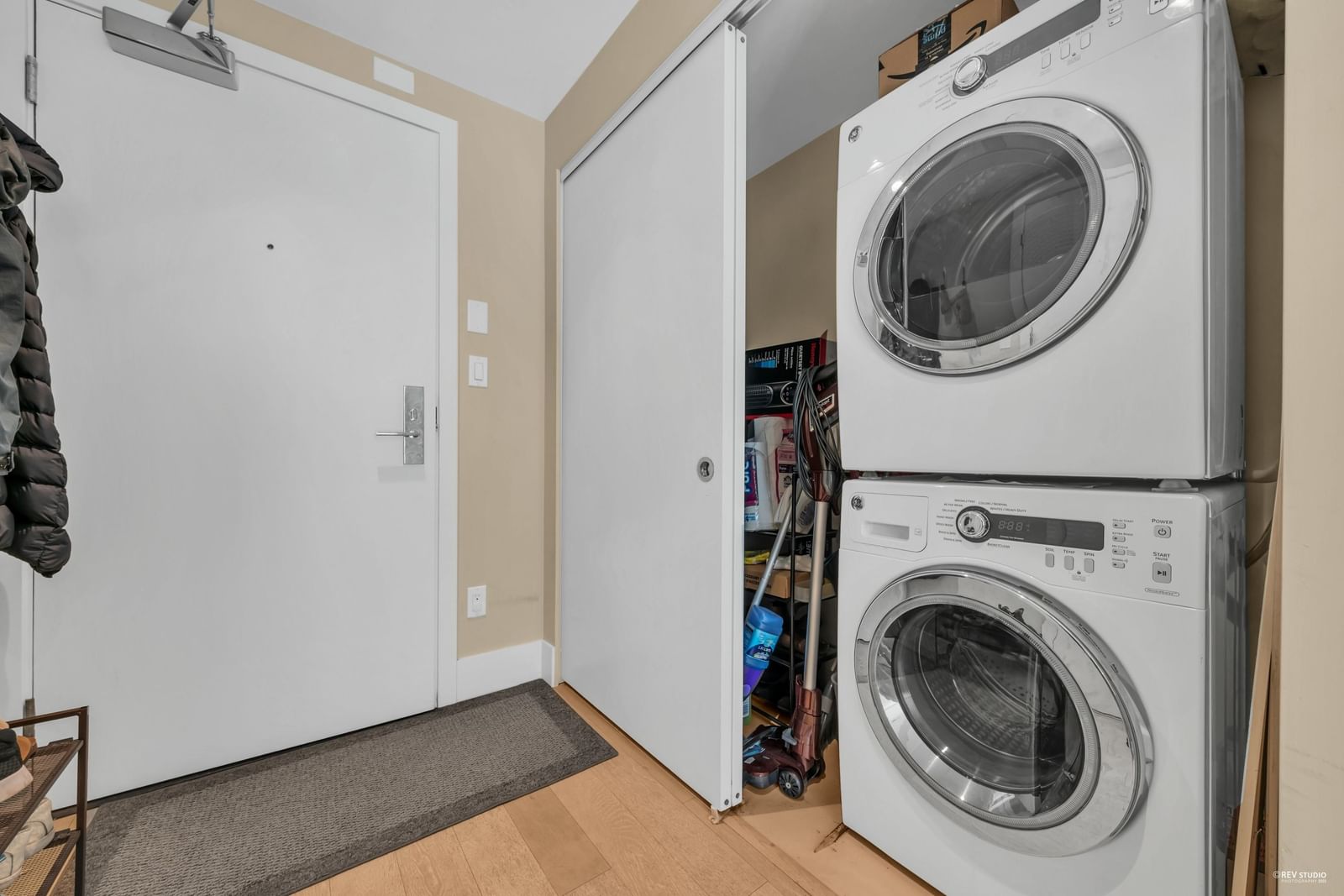 Listing Image 17