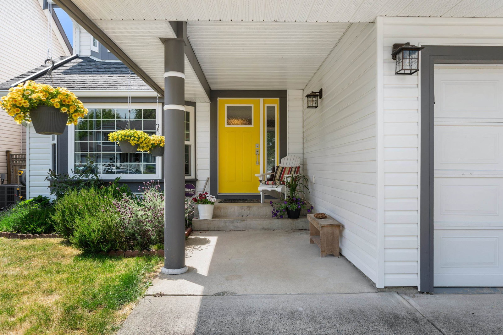 Listing Image 4