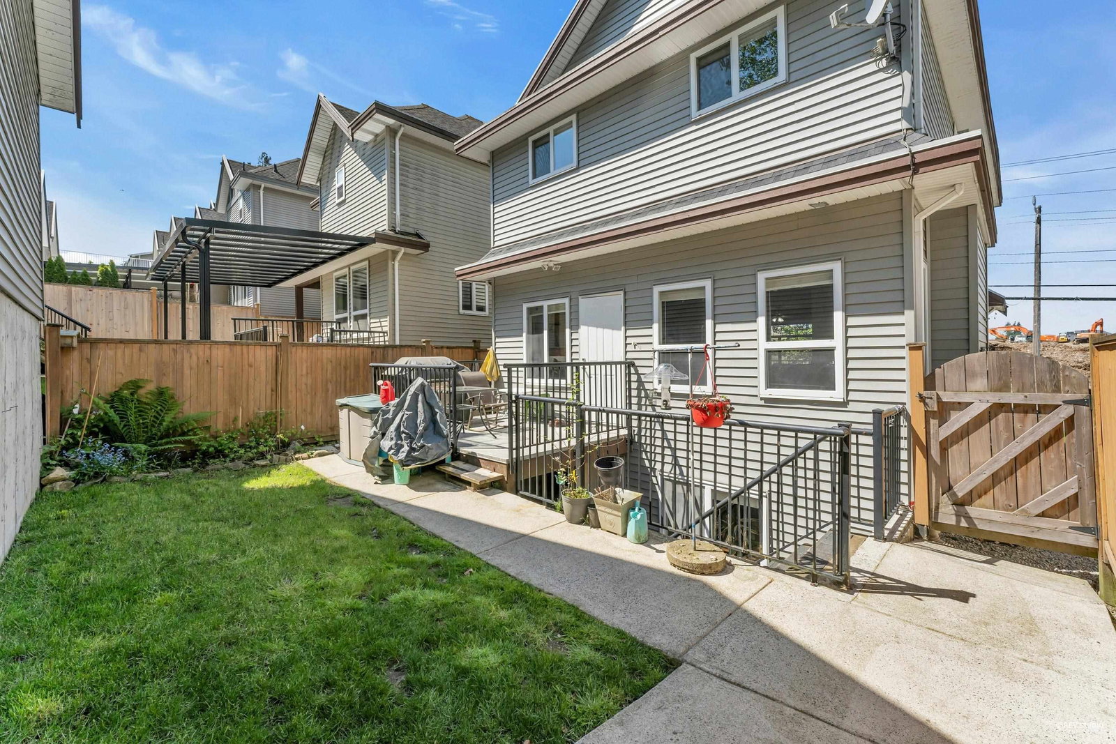Listing Image 18