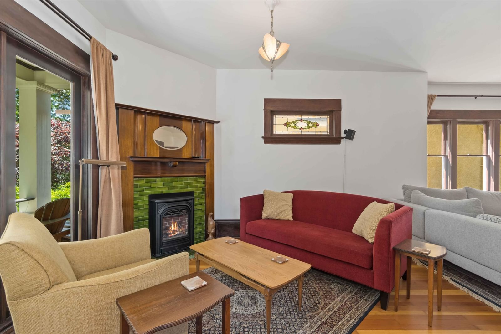 Listing Image 6