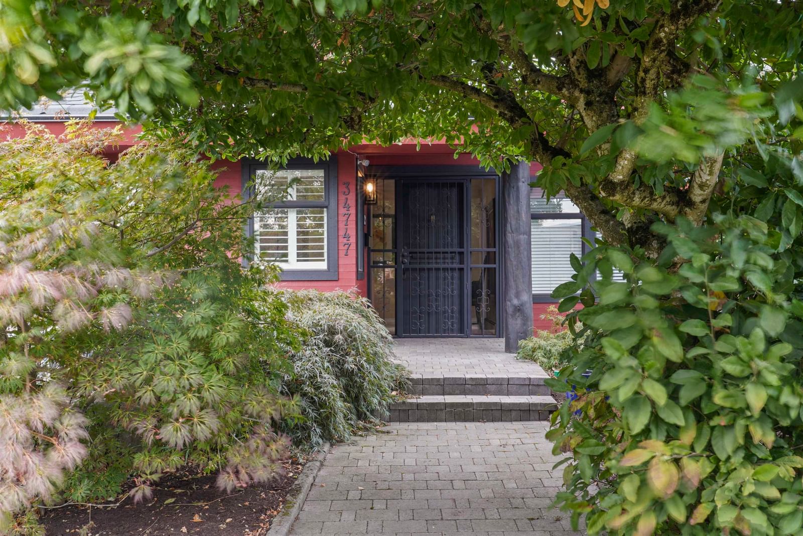 Listing Image 10