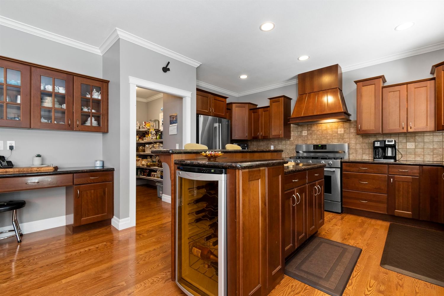 Listing Image 13