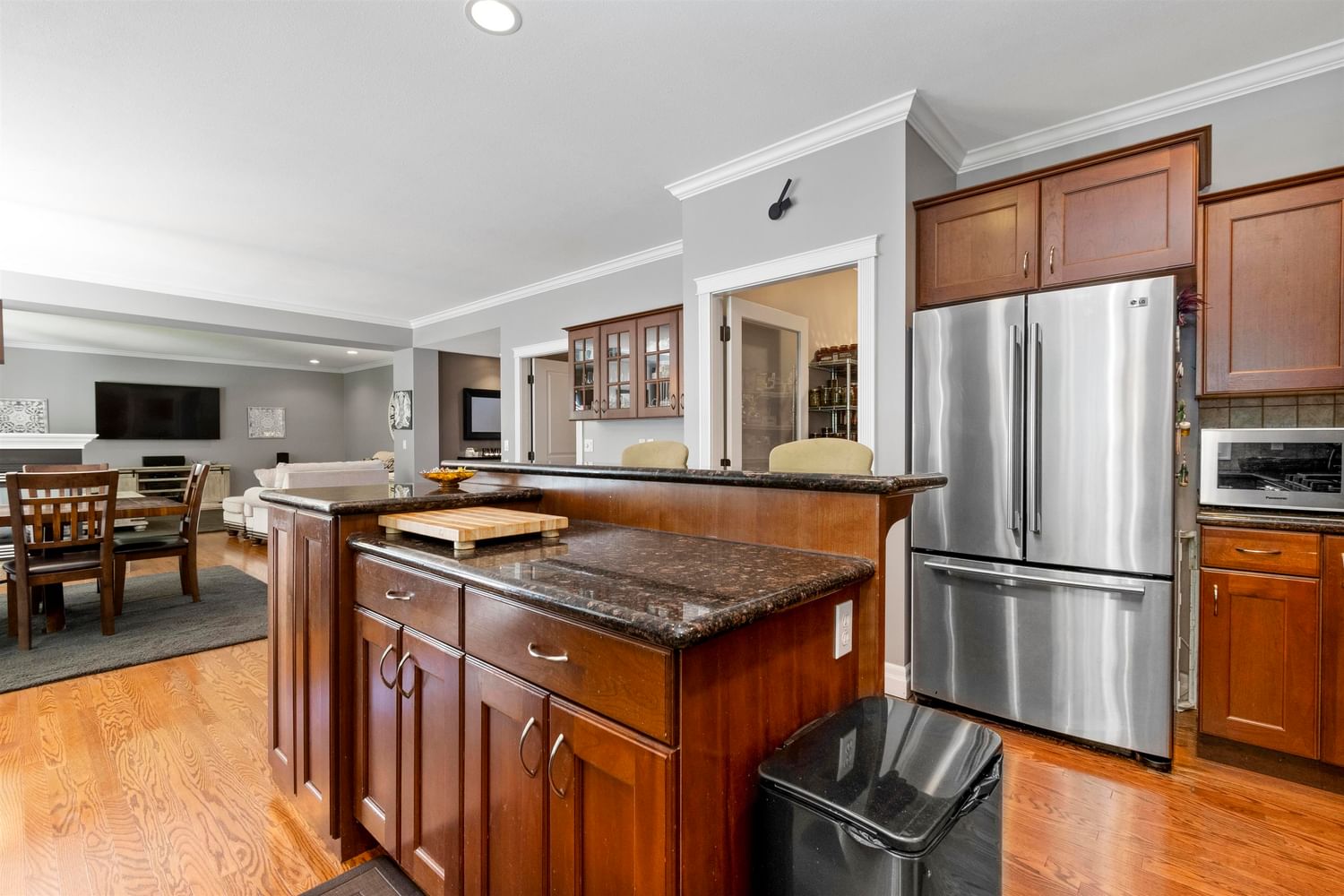 Listing Image 15