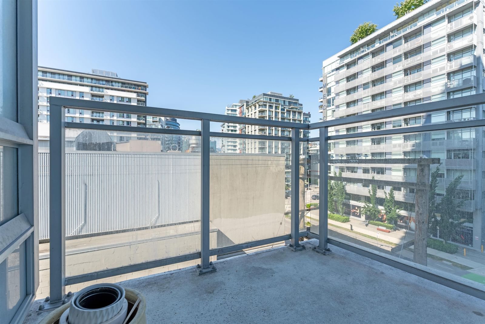 Listing Image 15