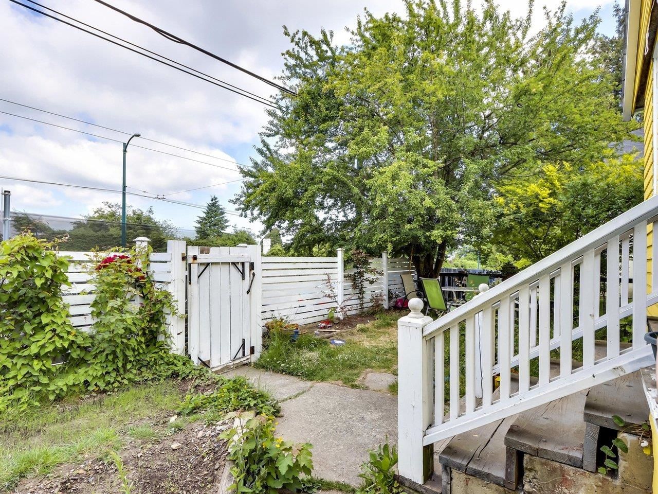 Listing Image 5