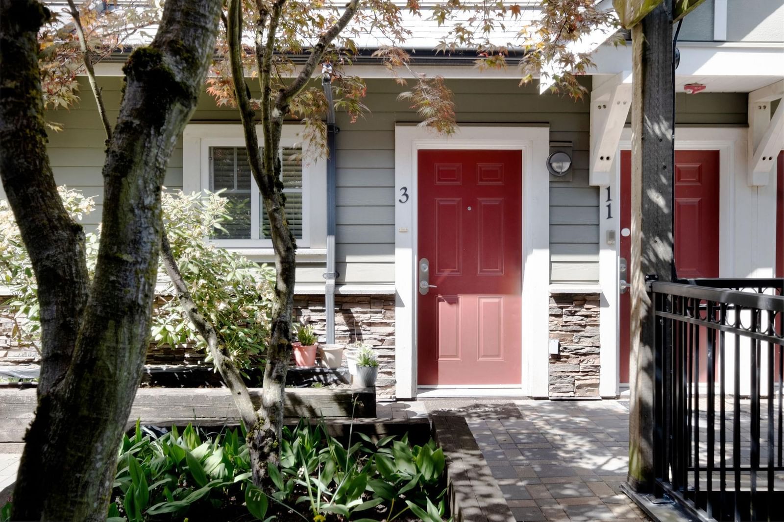 Listing Image 14